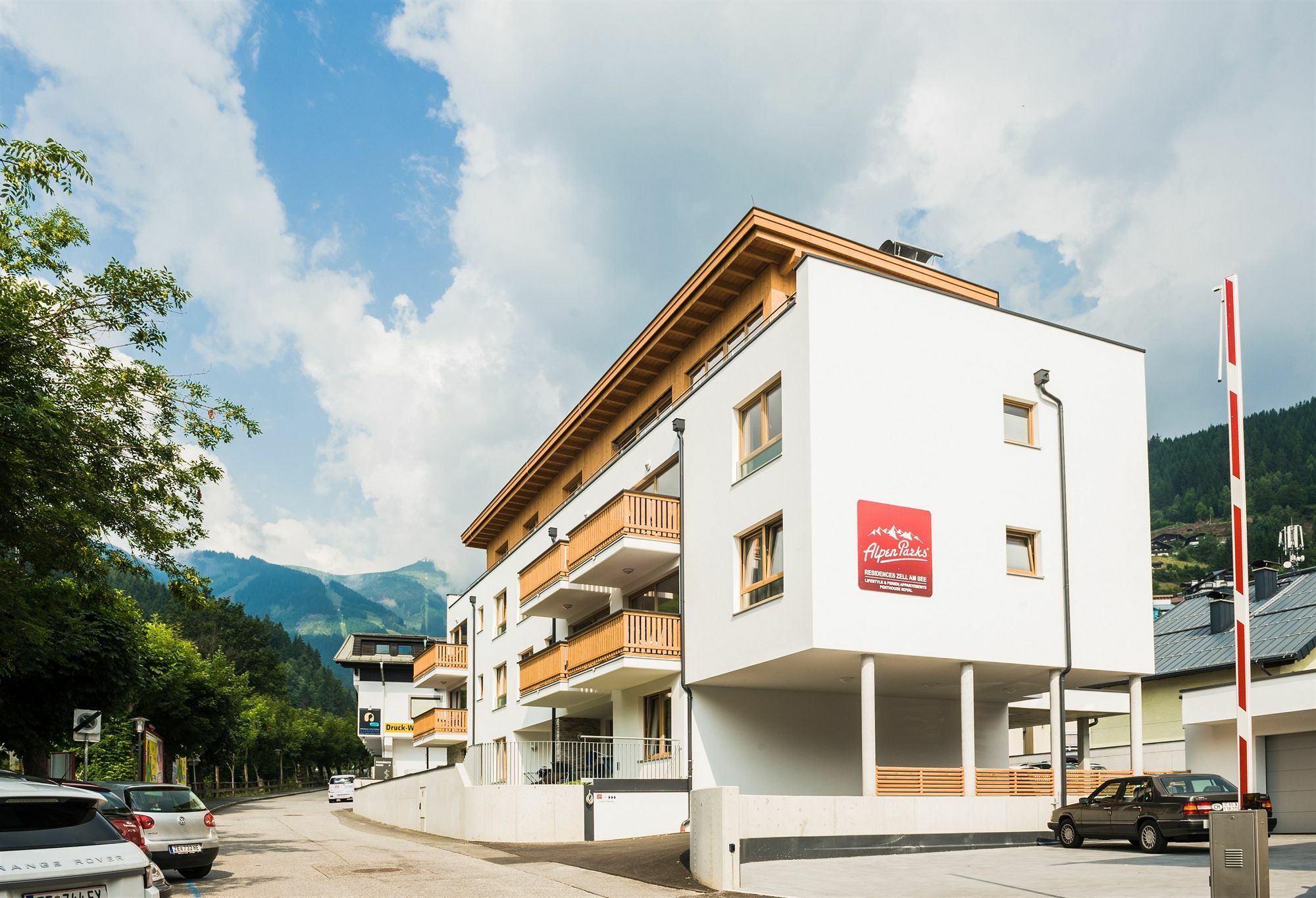 Alpenparks Residence Zell Am See Exterior photo